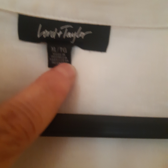 Classic White Button-Up Shirt. High Low Hem. - Picture 2 of 2